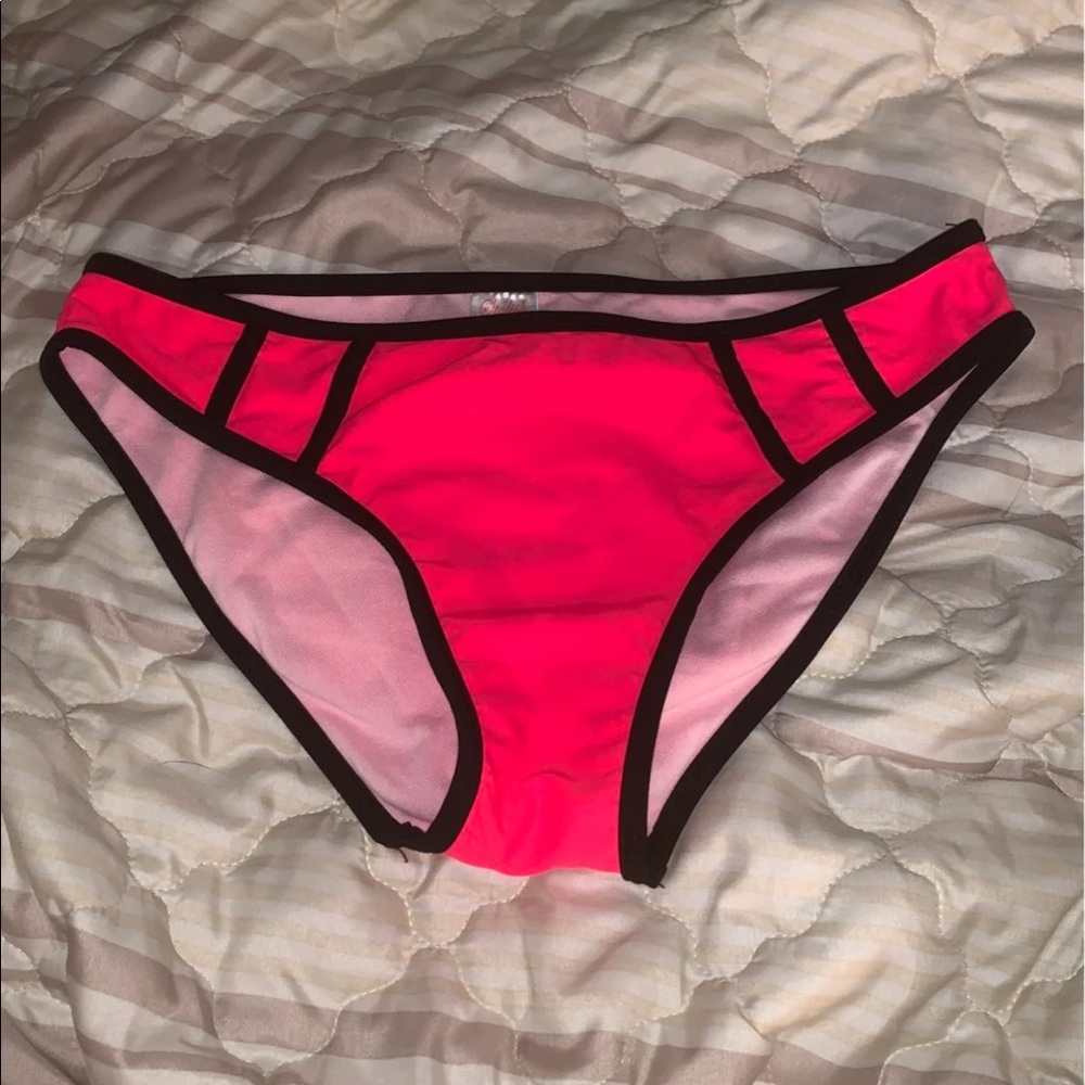 BIKINI BOTTOMS